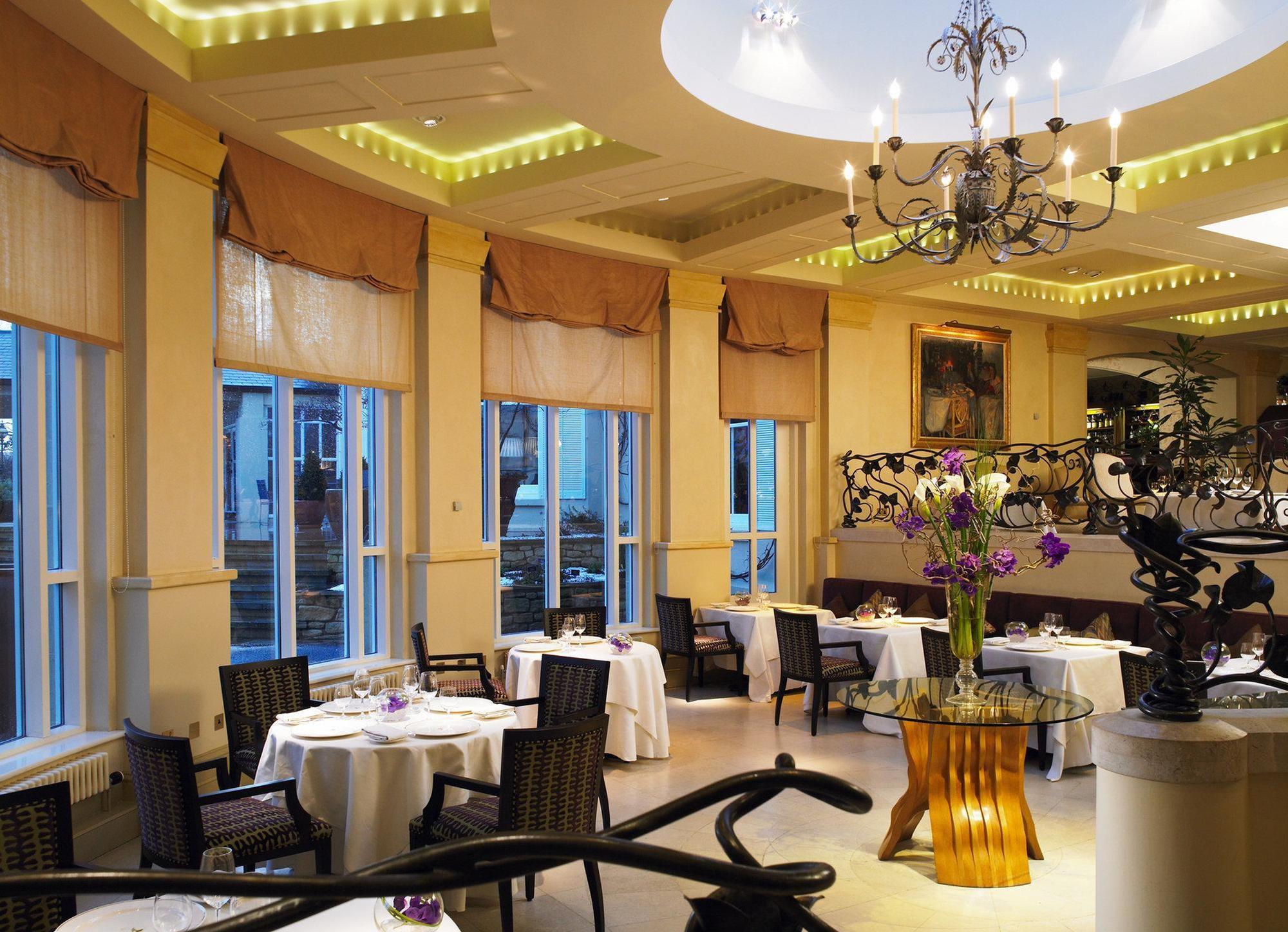 The Vineyard Hotel & Spa Newbury  Exterior photo